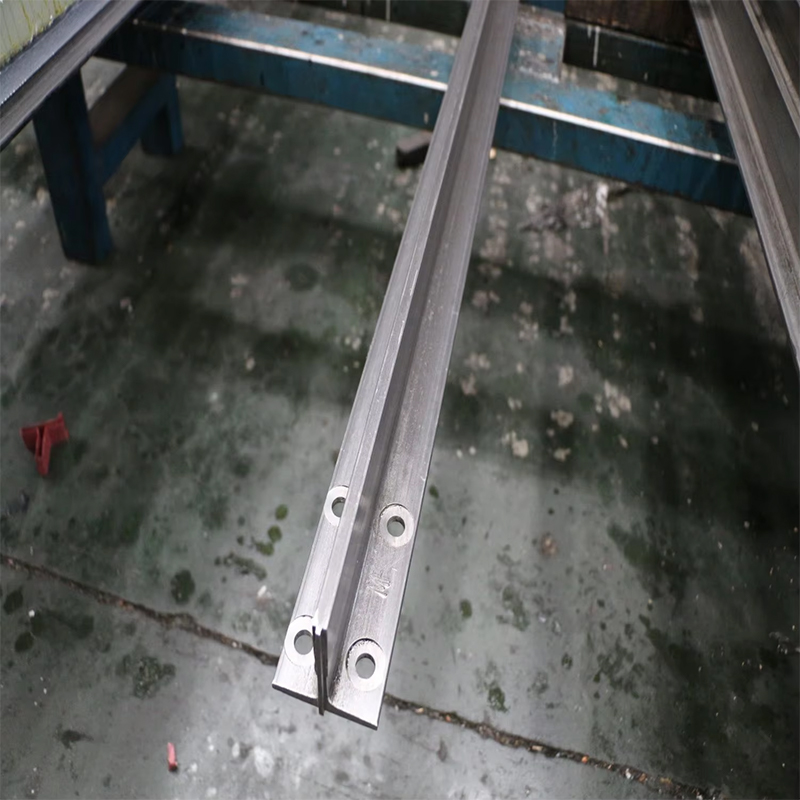VTSP106 Elevator Parts & Accessories OEM Elevator Guide Rail NV Model Steel with lenis Surface 1 Year Warranty