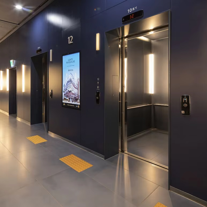 VTEP119 Ascensores VIATOR Elevators Gearless AC pro Multi-Story Buildings ISO9001 Certified Steel Easy Installation